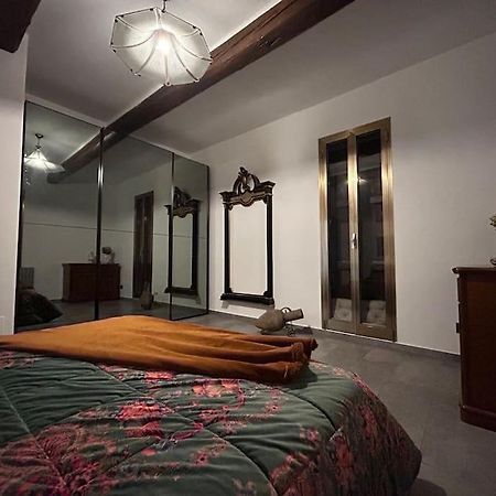 App Di Tania Apartment เรจโจเอมิเลีย ภายนอก รูปภาพ