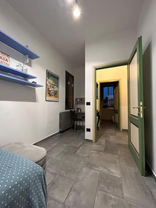 App Di Tania Apartment เรจโจเอมิเลีย ภายนอก รูปภาพ