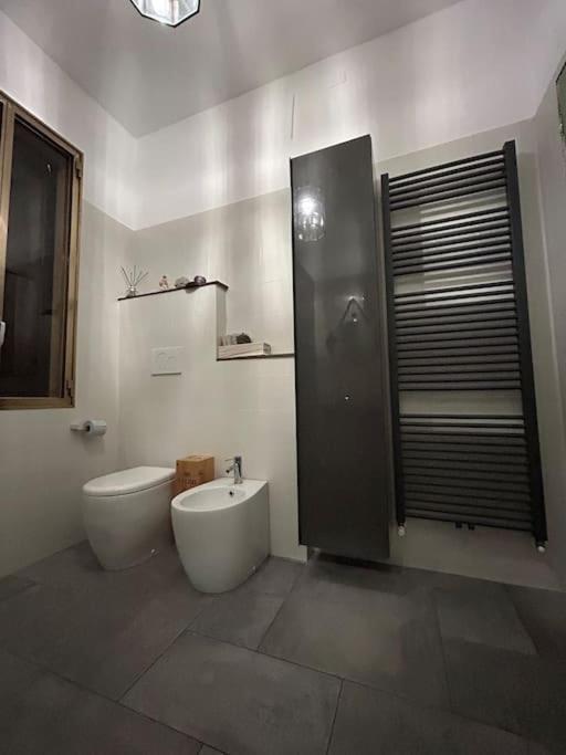 App Di Tania Apartment เรจโจเอมิเลีย ภายนอก รูปภาพ