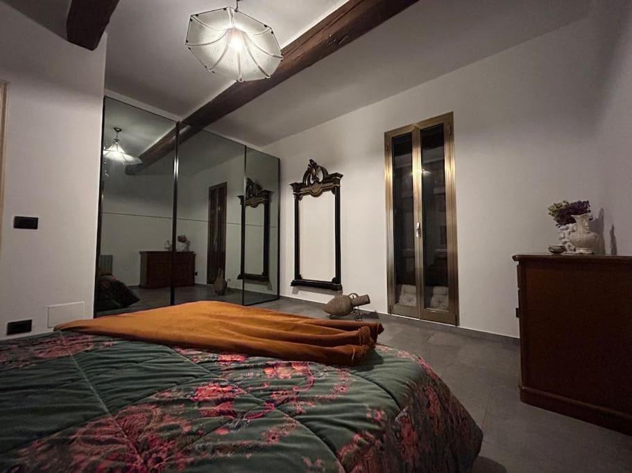 App Di Tania Apartment เรจโจเอมิเลีย ภายนอก รูปภาพ